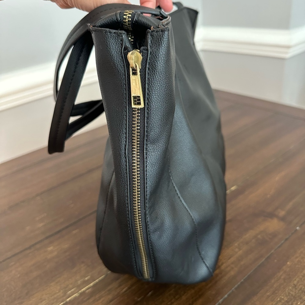 Anthropologie faux leather tote bag - Picture 9 of 16